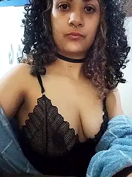 Snapshot of Camilla-23y chatting on 14, 9, 2025 Camilla-23y online show from 14, 9, 2025