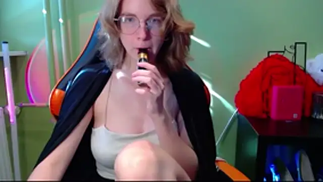 Snapshot of juicyPenny chatting on 25, 7, 2026 juicyPenny online show from 25, 7, 2026