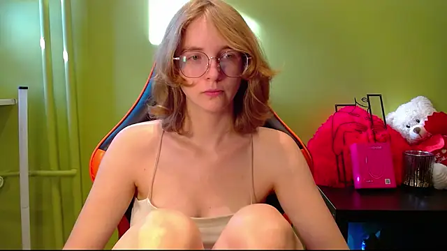 Snapshot of juicyPenny chatting on 26, 7, 2026 juicyPenny online show from 26, 7, 2026