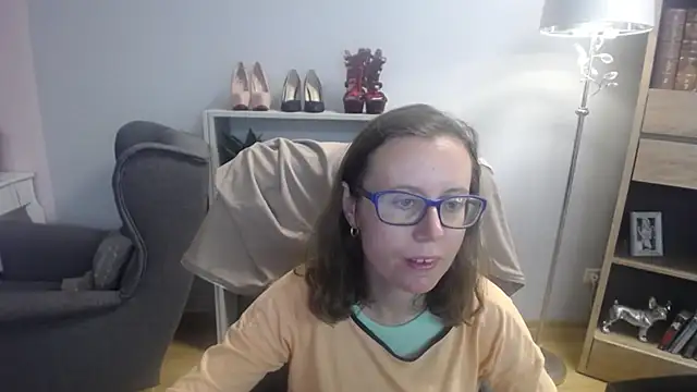 Snapshot of sweetxLizzy chatting on 23, 9, 2025 sweetxLizzy online show from 23, 9, 2025