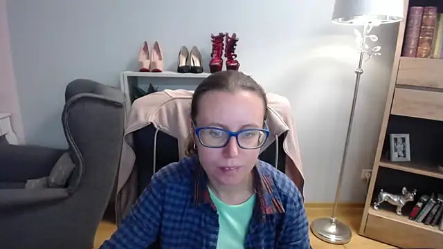 Snapshot of sweetxLizzy chatting on 26, 9, 2025 sweetxLizzy online show from 26, 9, 2025