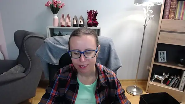 Snapshot of sweetxLizzy chatting on 30, 9, 2025 sweetxLizzy online show from 30, 9, 2025