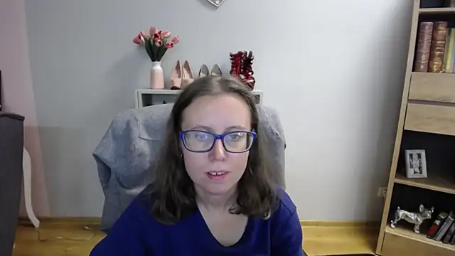Snapshot of sweetxLizzy chatting on 3, 10, 2025 sweetxLizzy online show from 3, 10, 2025