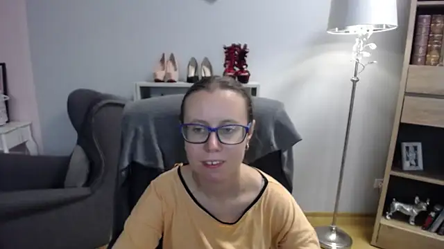 Snapshot of sweetxLizzy chatting on 9, 10, 2025 sweetxLizzy online show from 9, 10, 2025
