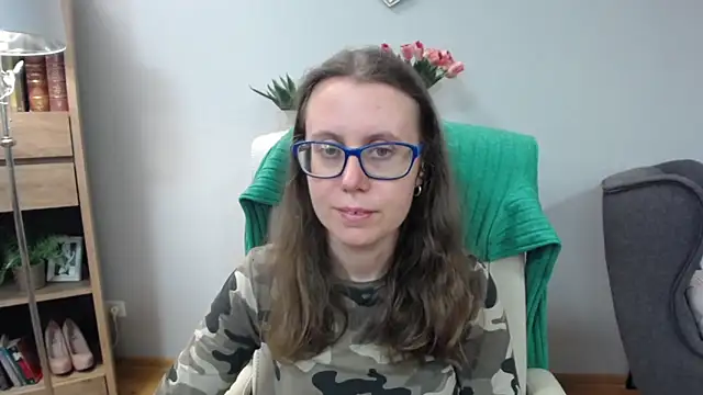 Snapshot of sweetxLizzy chatting on 13, 5, 2026 sweetxLizzy online show from 13, 5, 2026