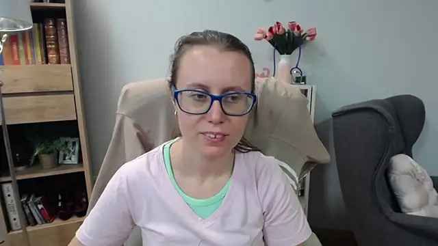 Snapshot of sweetxLizzy chatting on 28, 5, 2026 sweetxLizzy online show from 28, 5, 2026