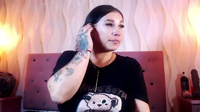 Snapshot of Naomi_Braunx chatting on 15, 6, 2026 Naomi Braunx online show from 15, 6, 2026