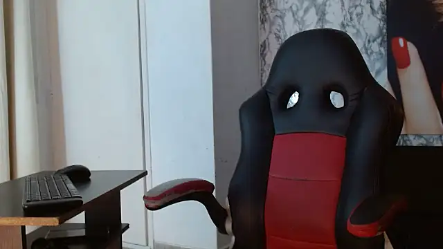 mariani smith online show from 9, 9, 2025