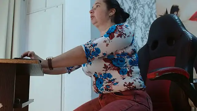 mariani smith online show from 23, 9, 2025