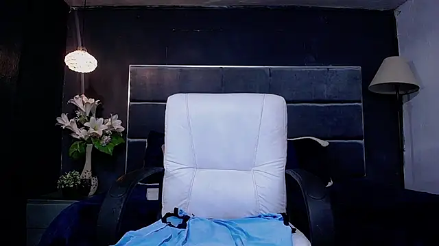 blackbignude online show from 25, 10, 2025