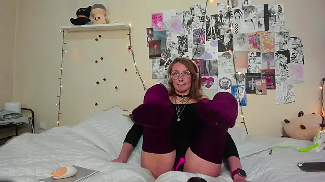 FairyFennec online show from 25, 10, 2025