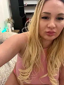 Snapshot of NellyExtraa chatting on 11, 10, 2025 NellyExtraa online show from 11, 10, 2025