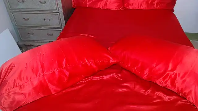 Snapshot of Ambra_ chatting on 26, 10, 2025 Ambra online show from 26, 10, 2025