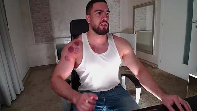 IvanHydee online show from 6, 3, 2026