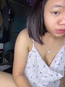 Snapshot of NinaChu chatting on 17, 9, 2025 NinaChu online show from 17, 9, 2025