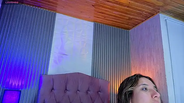 Snapshot of Bonnali_lune chatting on 7, 5, 2026 Bonnali lune online show from 7, 5, 2026