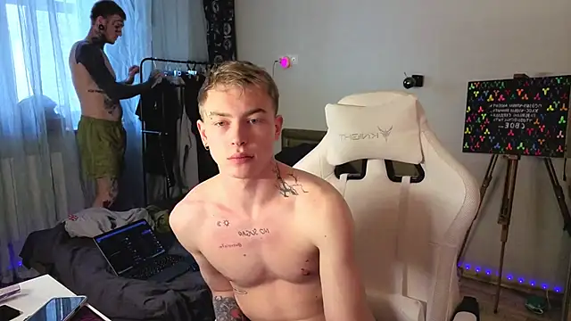 Snapshot of callmealexthx chatting on 2, 4, 2026 callmealexthx online show from 2, 4, 2026