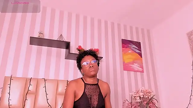 DarkHoneyy online show from 5, 2, 2026