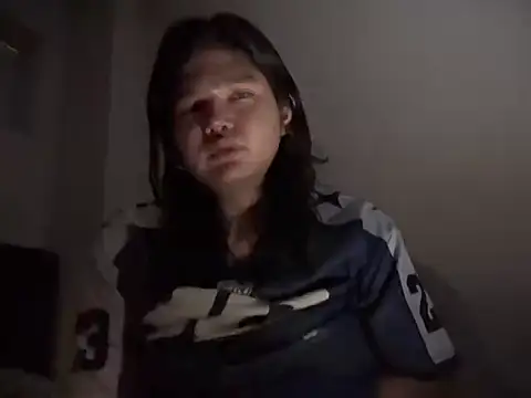 LeanneBettina online show from 24, 11, 2025