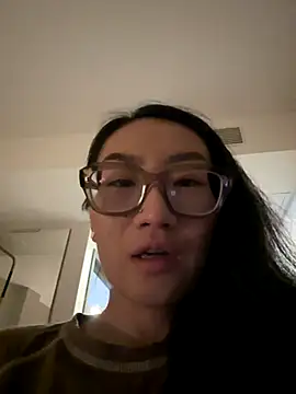 Snapshot of Aliciaz3 chatting on 10, 11, 2025 Aliciaz3 online show from 10, 11, 2025