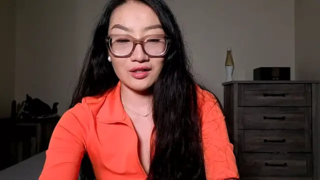 Snapshot of Aliciaz3 chatting on 21, 11, 2025 Aliciaz3 online show from 21, 11, 2025