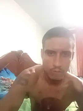 Snapshot of andru898 chatting on 19, 11, 2025 andru898 online show from 19, 11, 2025