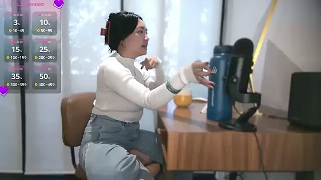 Snapshot of yuzhara chatting on 21, 10, 2025 yuzhara online show from 21, 10, 2025