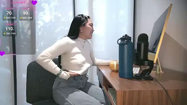 Snapshot of yuzhara chatting on 11, 11, 2025 yuzhara online show from 11, 11, 2025