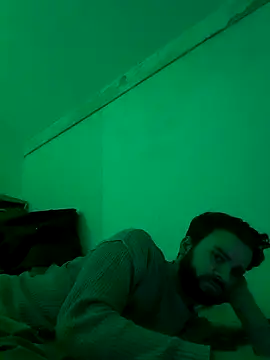 Snapshot of Taycanman69 chatting on 25, 3, 2026 Taycanman69 online show from 25, 3, 2026