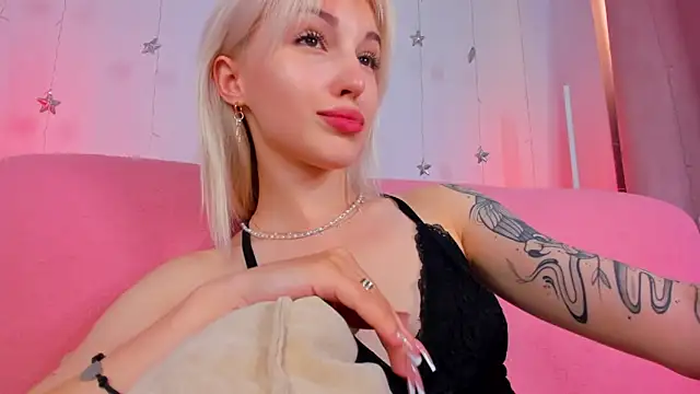 LisaFoxyMe online show from 14, 6, 2026