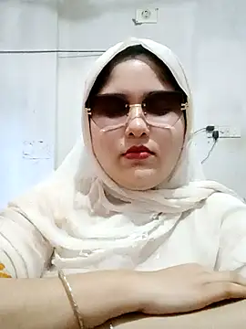 Snapshot of Nusrat-N chatting on 14, 7, 2026 Nusrat-N online show from 14, 7, 2026