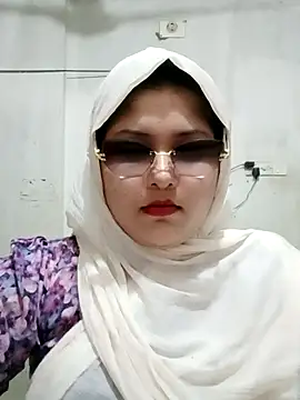 Snapshot of Nusrat-N chatting on 18, 7, 2026 Nusrat-N online show from 18, 7, 2026
