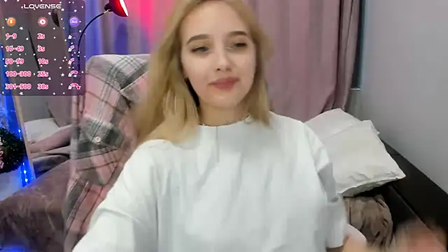 TaisiaHot online show from 4, 4, 2026