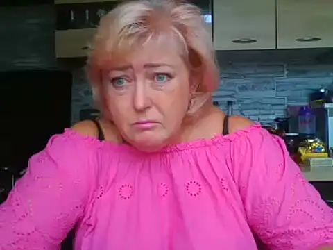 Snapshot of TerezaVelvet chatting on 27, 9, 2025 TerezaVelvet online show from 27, 9, 2025