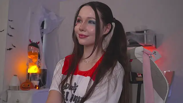 Snapshot of kategoodgirl chatting on 31, 10, 2025 kategoodgirl online show from 31, 10, 2025