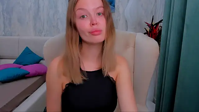 LaurennHill online show from 19, 9, 2025