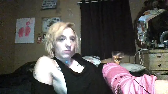 Snapshot of flavi1996 chatting on 14, 12, 2025 flavi1996 online show from 14, 12, 2025