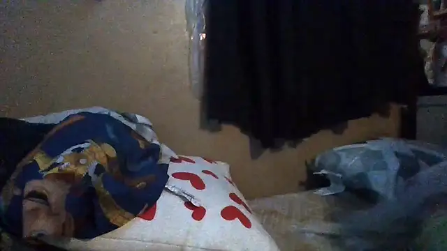 Snapshot of flavi1996 chatting on 16, 12, 2025 flavi1996 online show from 16, 12, 2025