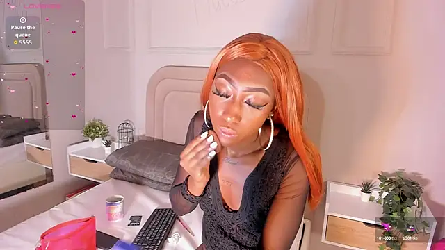 Anamonrroe online show from 18, 9, 2025