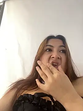 MacarenaRosse online show from 23, 10, 2025