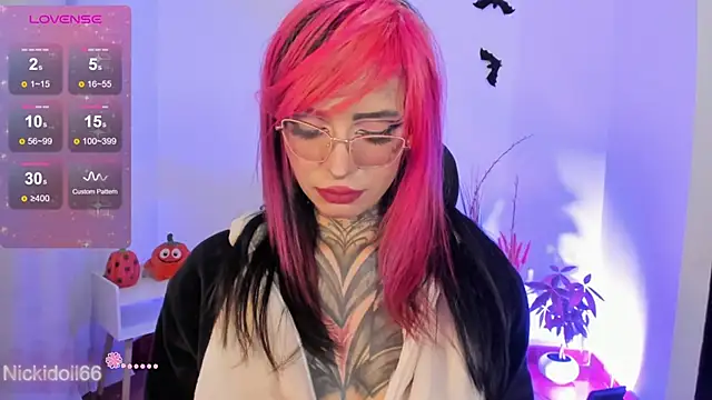 Nickidoll66- online show from 7, 10, 2025