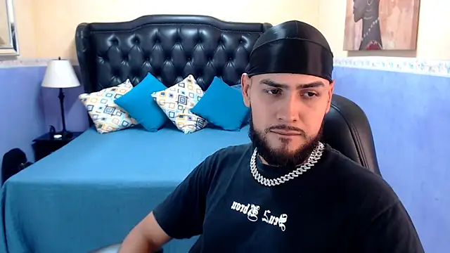 Snapshot of Marcus_Soler chatting on 2, 10, 2025 Marcus Soler online show from 2, 10, 2025