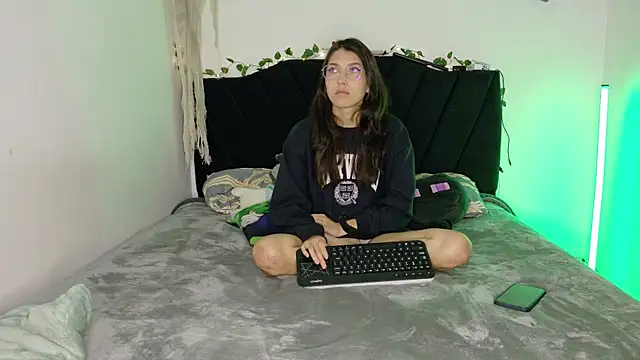 Conor Taylor online show from 7, 10, 2025