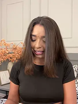 Snapshot of AnnyVega_ chatting on 25, 10, 2025 AnnyVega online show from 25, 10, 2025