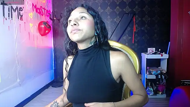 Snapshot of Sweettpleasure chatting on 2, 10, 2025 Sweettpleasure online show from 2, 10, 2025