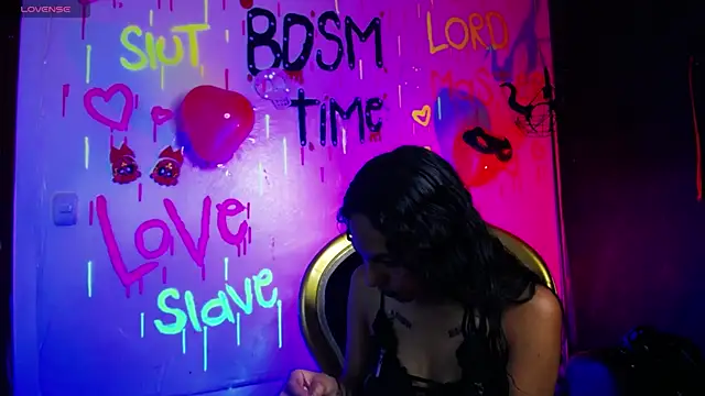 Snapshot of Sweettpleasure chatting on 12, 10, 2025 Sweettpleasure online show from 12, 10, 2025