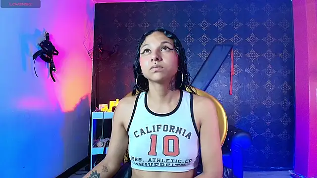 Sweettpleasure online show from 18, 12, 2025