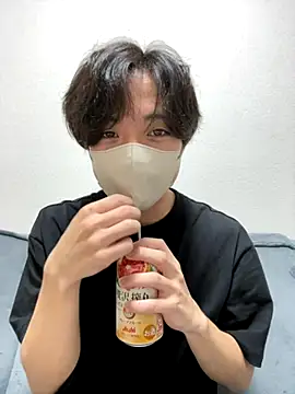 Yuma0718 online show from 28, 9, 2025