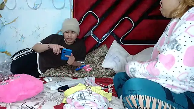 hot lady19 online show from 14, 11, 2025