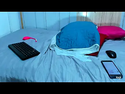 afroditoo online show from 12, 11, 2025